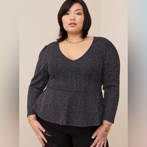Torrid Tweed Black Rainbow Boucle V-
Neck Peplum Top